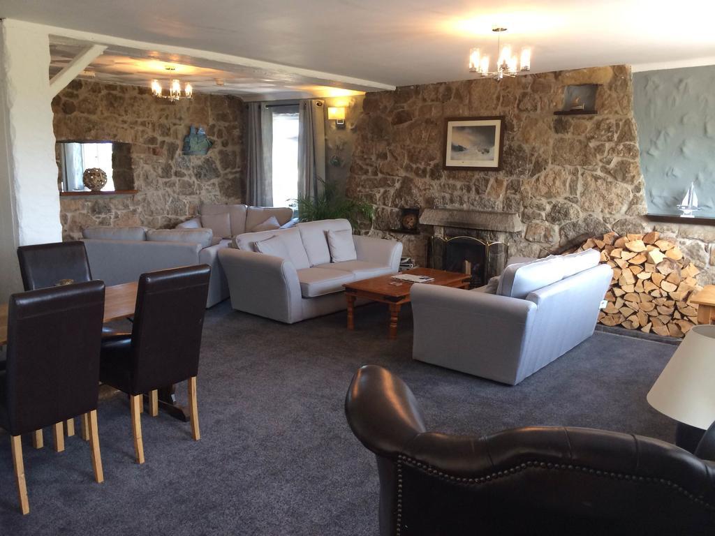 Ty Dderw Country Inn 멀프레 외부 사진