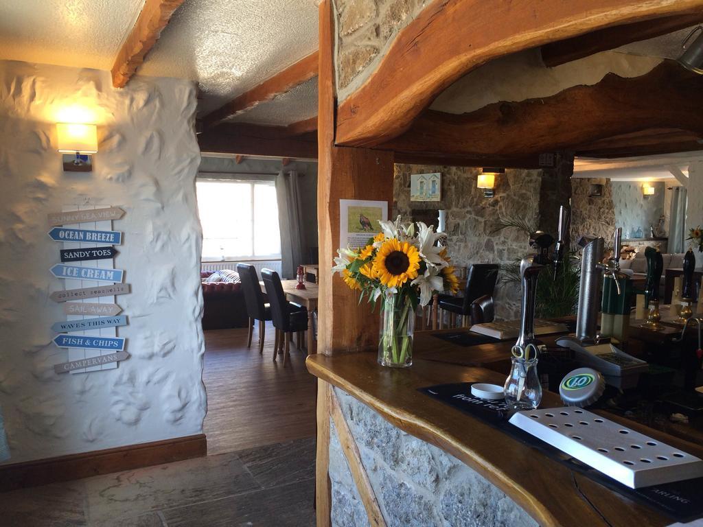 Ty Dderw Country Inn 멀프레 외부 사진