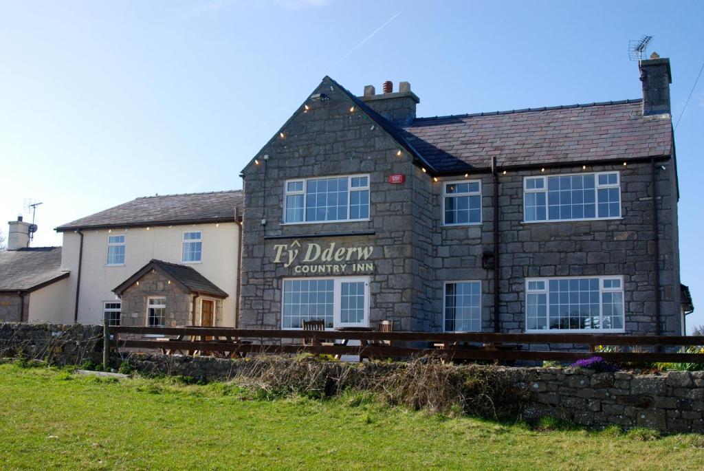 Ty Dderw Country Inn 멀프레 외부 사진
