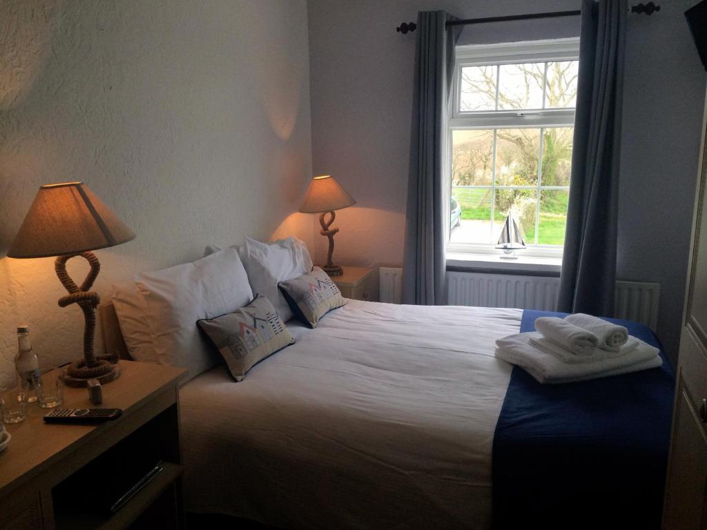Ty Dderw Country Inn 멀프레 외부 사진